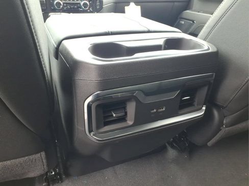 New 2026 GMC Sierra 1500 Elevation w/ Elevation Premium Package AWD/4WD image 7