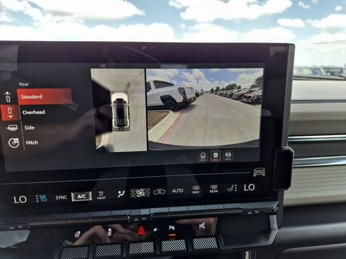 New 2026 GMC Hummer EV SUV AWD/4WD image 26