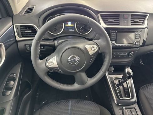 Used 2017 Nissan Sentra SR w/ SR Midnight Edition image 25
