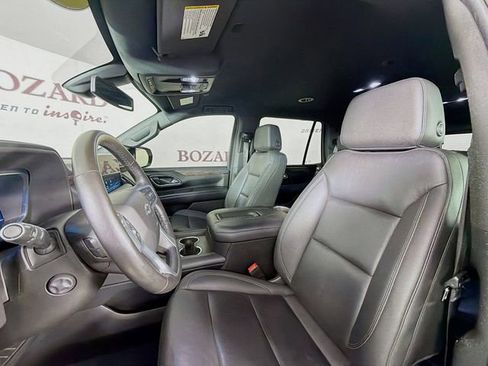 Used 2022 Chevrolet Tahoe Z71 w/ Luxury Package AWD/4WD image 26