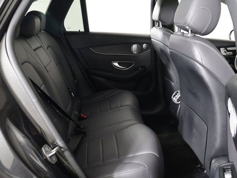 Used 2021 Mercedes-Benz GLC 300 4MATIC w/ Multimedia Package image 33