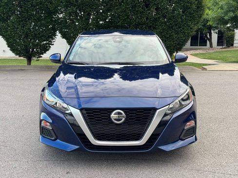 Used 2021 Nissan Altima 2.5 S w/ Driver Assist Package FWD image 3