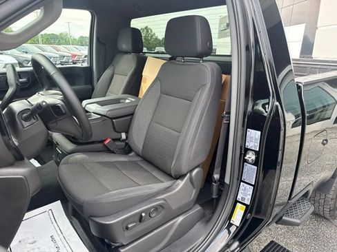Used 2025 GMC Sierra 3500 SLE w/ SLE Convenience Package AWD/4WD image 17