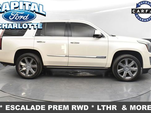 Used 2015 Cadillac Escalade Premium image 25