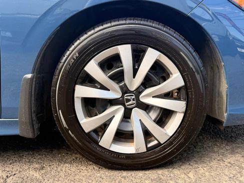 Used 2025 Honda Civic LX image 29