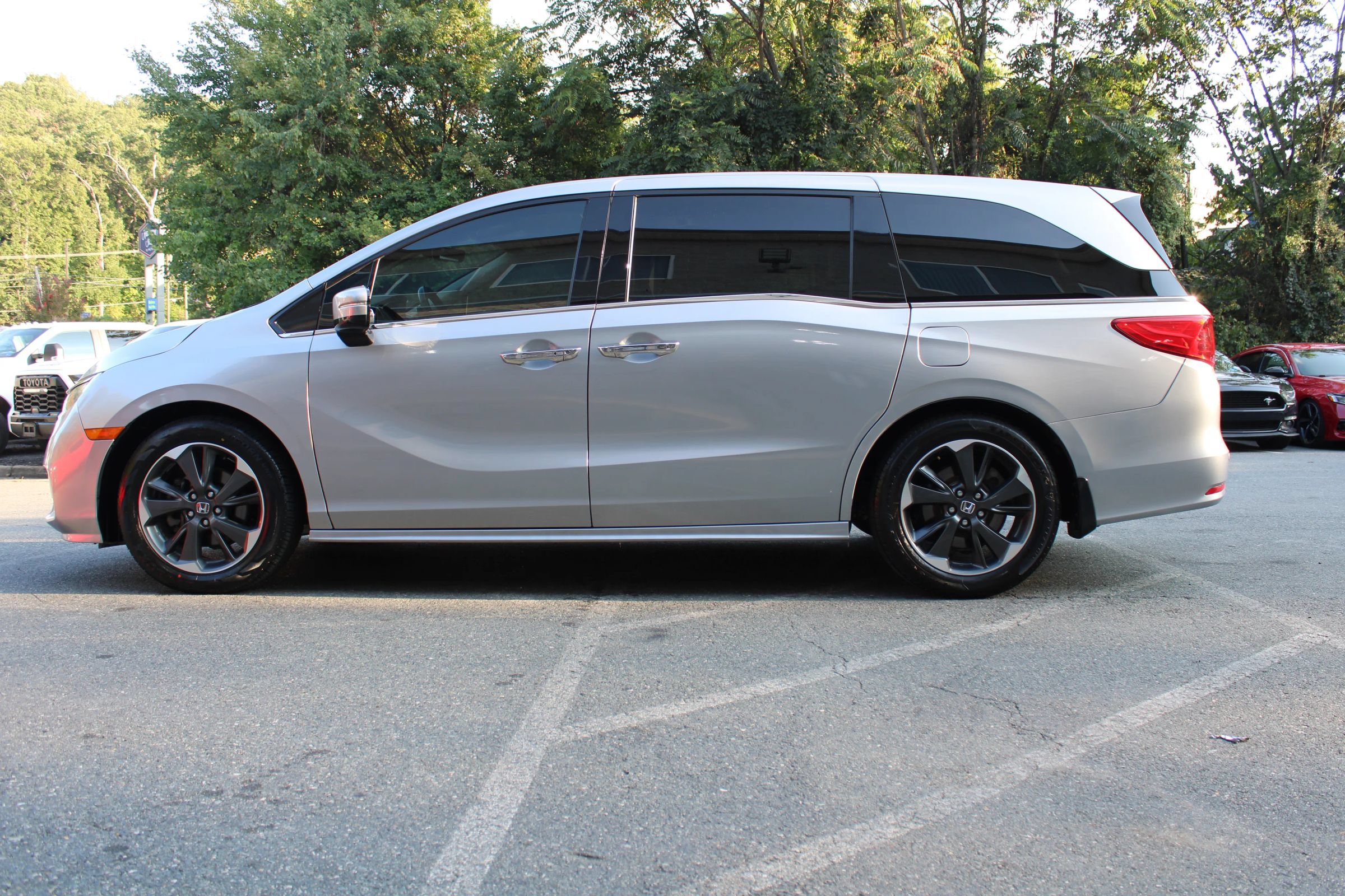 Used 2021 Honda Odyssey Elite image 27