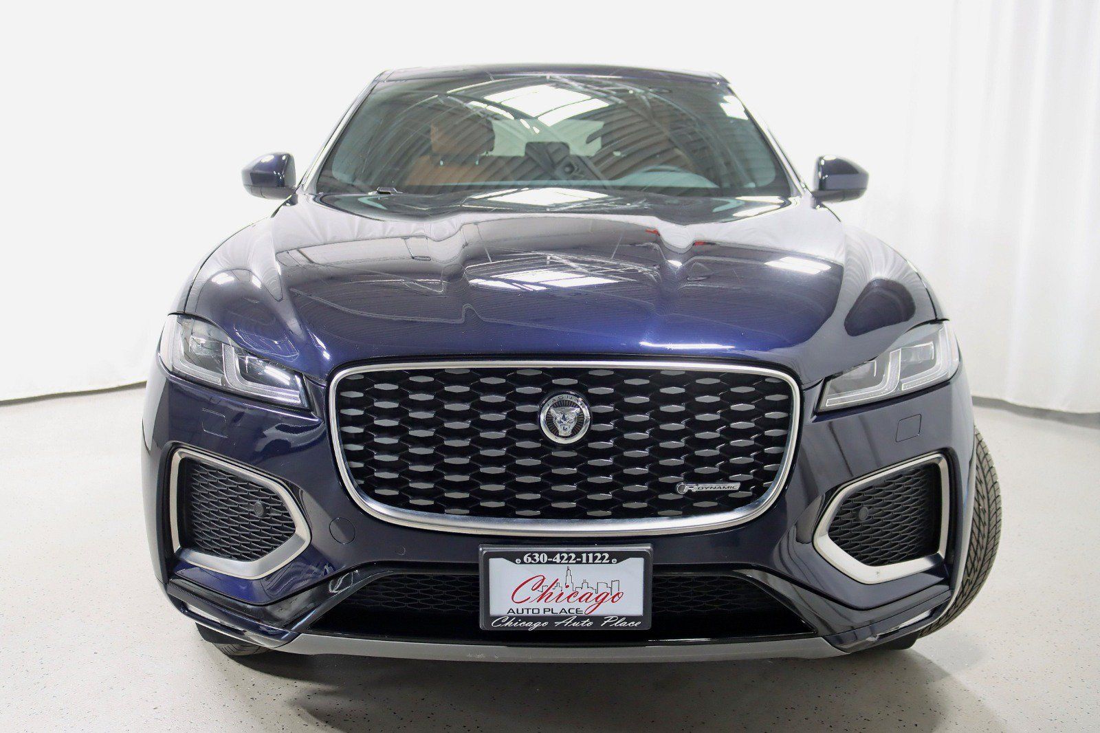 Used 2025 Jaguar F-PACE R-Dynamic S AWD/4WD image 8