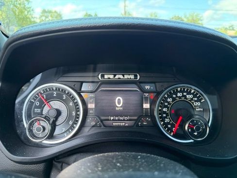 Used 2021 RAM 1500 Laramie RWD image 17