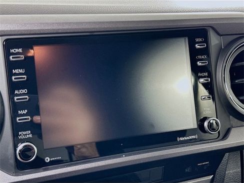 Used 2022 Toyota Tacoma TRD Off-Road image 13