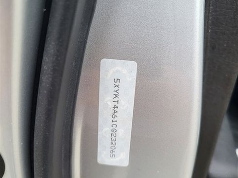 Used 2012 Kia Sorento LX w/ Convenience Pkg FWD image 31