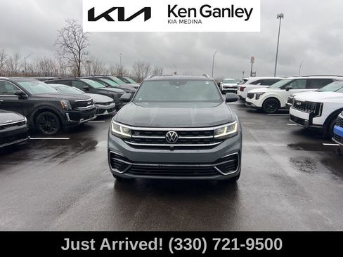 Used 2021 Volkswagen Atlas Cross Sport SEL Premium R-Line image 2