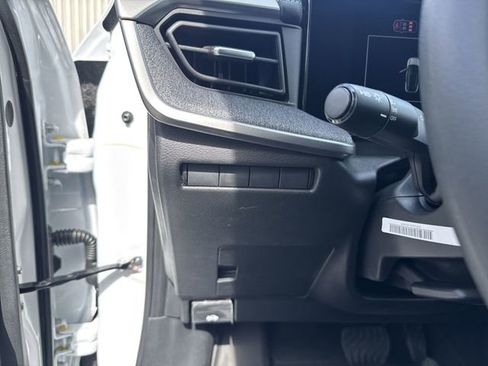 New 2026 Nissan Kicks SV image 23