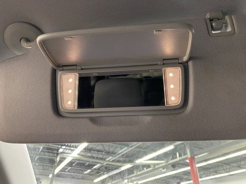 Used 2023 Chevrolet Blazer LT image 33