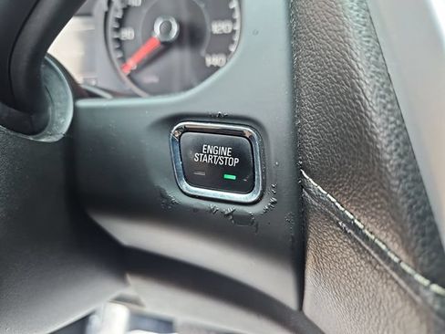 Used 2019 GMC Acadia SLE w/ LPO, Floor Liner Package FWD image 28