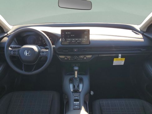 New 2026 Honda HR-V LX image 9