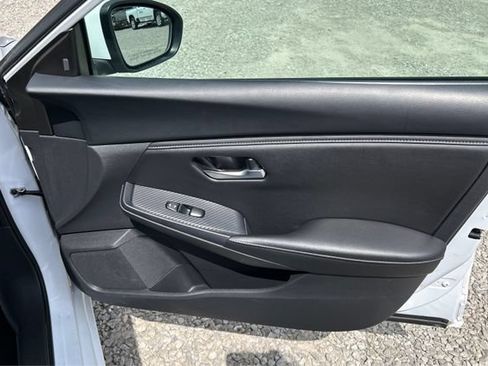 Used 2023 Nissan Sentra SV FWD image 21