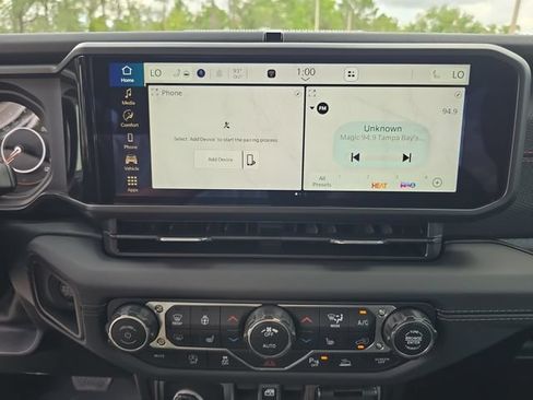 New 2026 Jeep Gladiator Rubicon AWD/4WD image 17