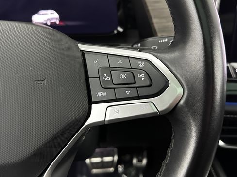 Used 2024 Volkswagen Atlas SEL Premium R-Line image 22