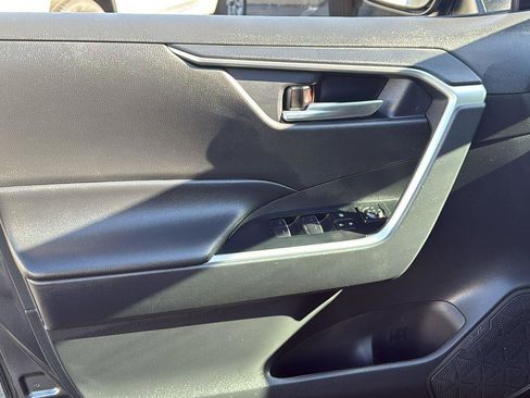 Certified 2025 Toyota RAV4 SE image 8