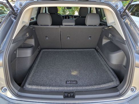 New 2025 Volkswagen Tiguan S FWD image 18