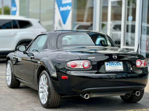 Used 2007 MAZDA MX-5 Miata Grand Touring w/ Premium Pkg image 3