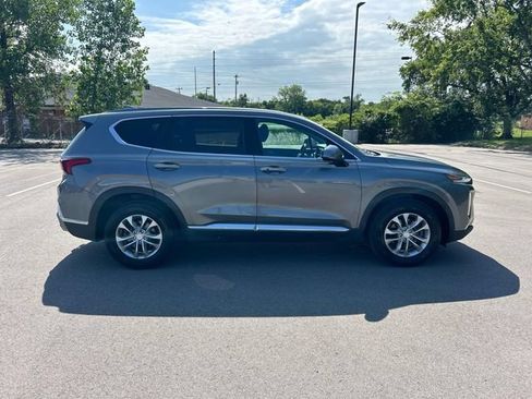Used 2019 Hyundai Santa Fe SEL FWD image 6
