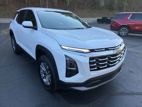 New 2026 Chevrolet Equinox LT image 5