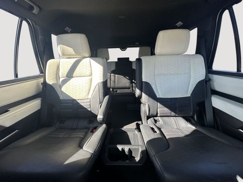 Used 2023 Toyota Sequoia Capstone image 13