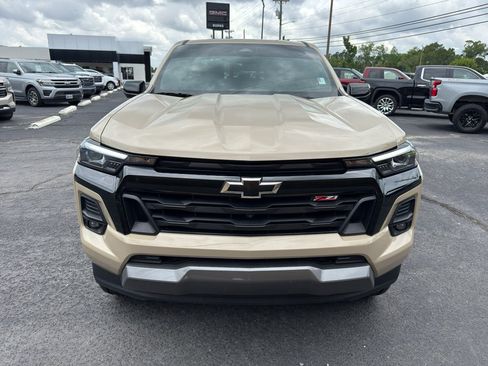 Used 2024 Chevrolet Colorado Z71 w/ Z71 Convenience Package 2 AWD/4WD image 2