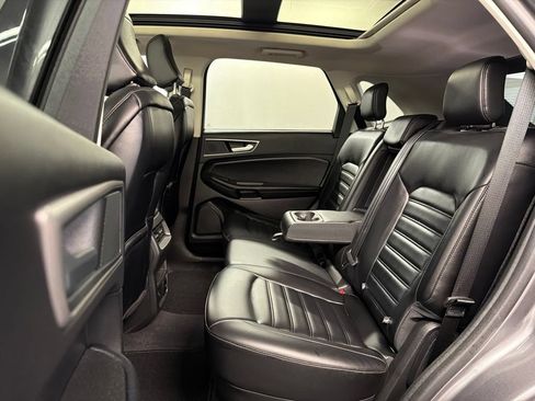 Certified 2024 Ford Edge SEL w/ Convenience Package AWD/4WD image 30