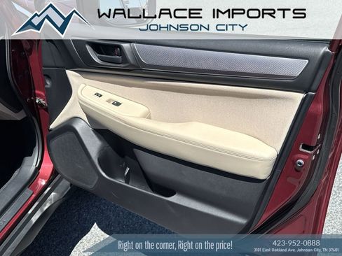 Used 2019 Subaru Outback 2.5i AWD/4WD image 35
