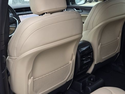 New 2026 Jeep Grand Cherokee L Limited image 20