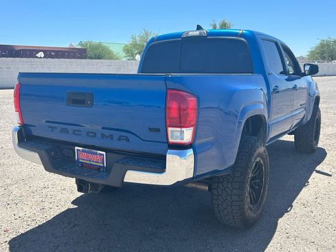 Used 2016 Toyota Tacoma SR5 w/ Towing Package RWD image 5