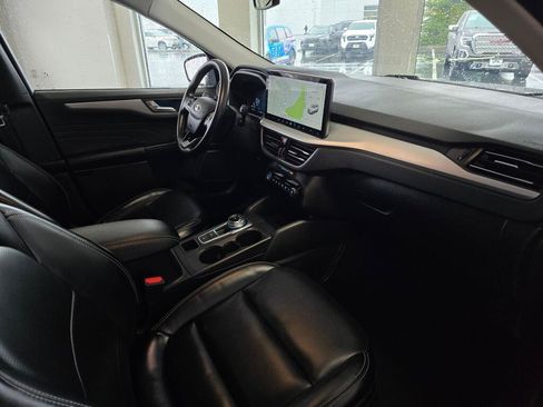 Used 2024 Ford Escape Platinum AWD/4WD image 44