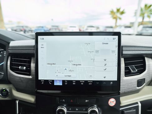 Used 2024 Ford Expedition Limited image 47