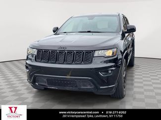Used 2019 Jeep Grand Cherokee Altitude AWD/4WD video 1