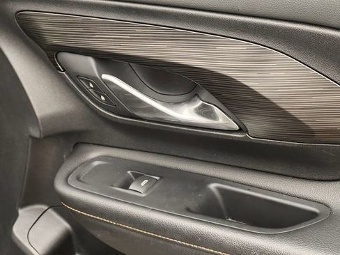 Used 2018 GMC Terrain SLT w/ Preferred Package image 26