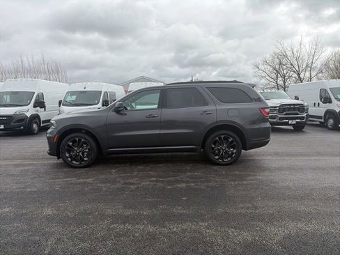 Used 2024 Dodge Durango GT image 2