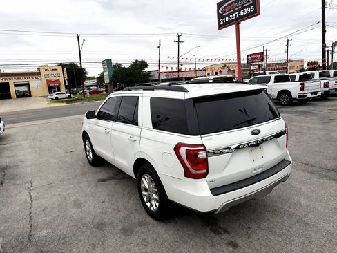 Used 2020 Ford Expedition XLT w/ Equipment Group 202A RWD image 4