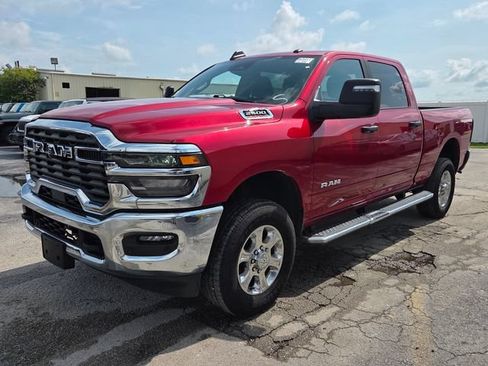 Used 2026 RAM 2500 Big Horn AWD/4WD image 7