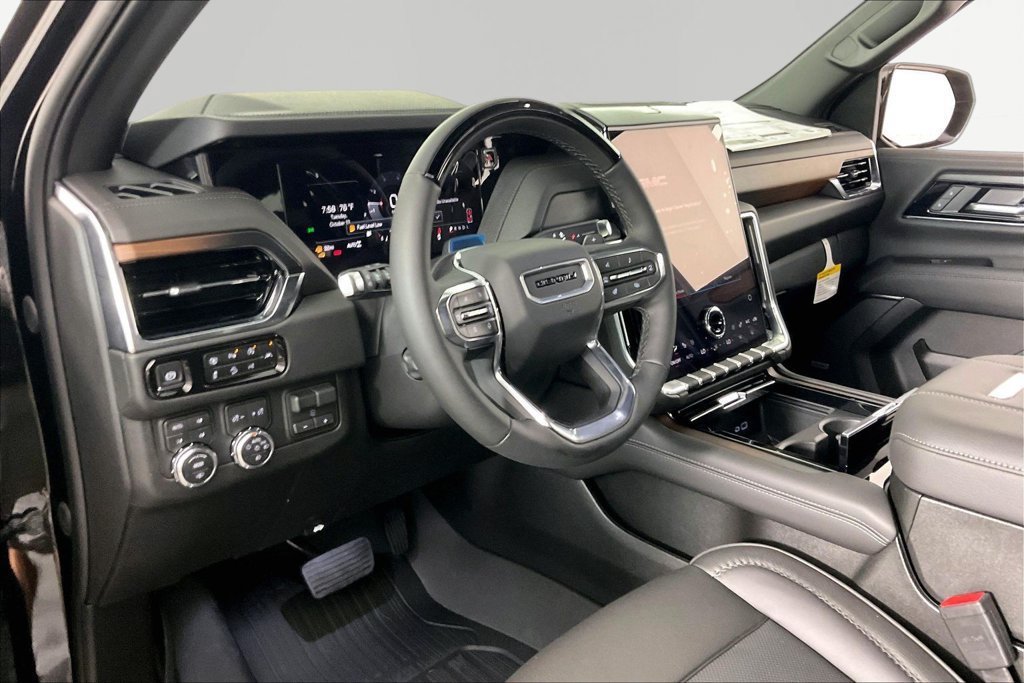 New 2027 GMC Yukon Denali w/ Denali Reserve Package AWD/4WD image 8