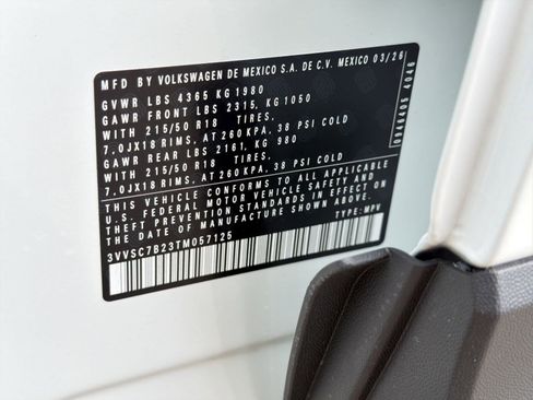 New 2026 Volkswagen Taos SE FWD image 20