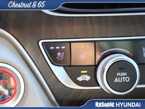 Used 2019 Honda Accord Touring image 37