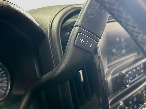 Used 2018 Chevrolet Silverado 2500 LTZ image 18