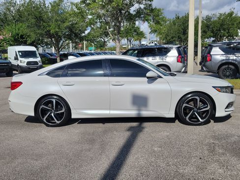 Used 2020 Honda Accord Sport image 4