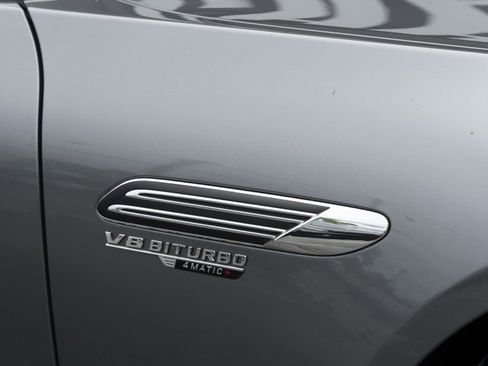 Used 2022 Mercedes-Benz SL 63 AMG SL 63 AMGﾮ w/ Driver Assistance Package image 59