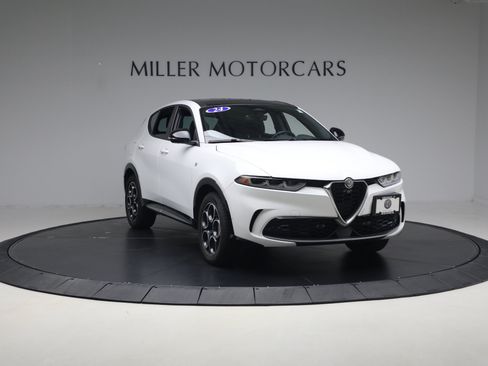 Used 2024 Alfa Romeo Tonale Ti AWD/4WD image 11