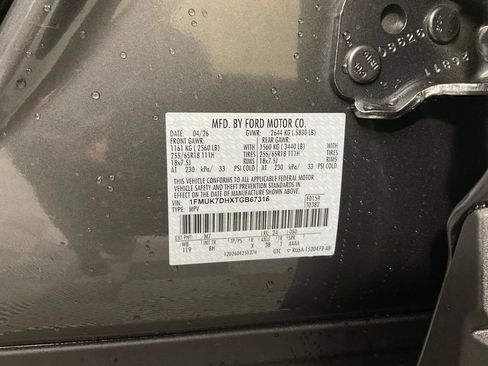 New 2026 Ford Explorer Active RWD image 28