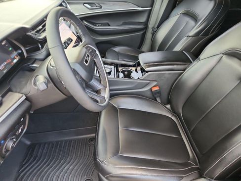 Used 2023 Jeep Grand Cherokee 4WD 4xe image 20