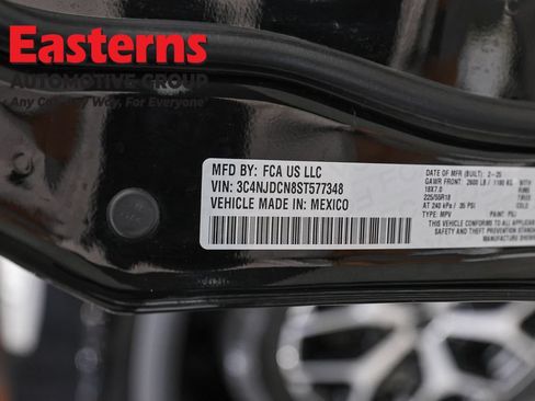 Used 2025 Jeep Compass Limited AWD/4WD image 35